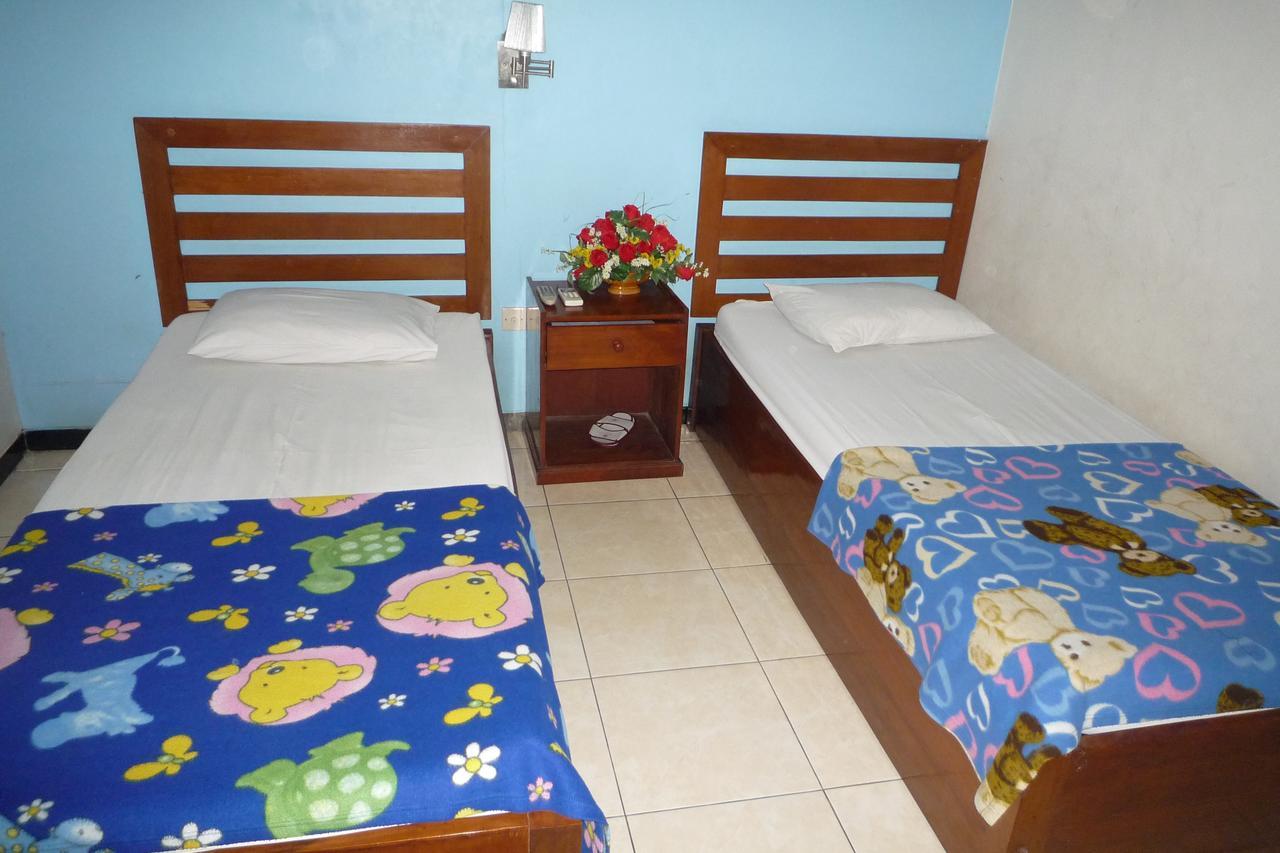 Nirwana Hotel Bojonegoro Eksteriør bilde